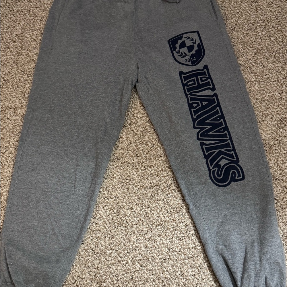 Essex Tech Hawks Sweatpants NWOT Men’s Large